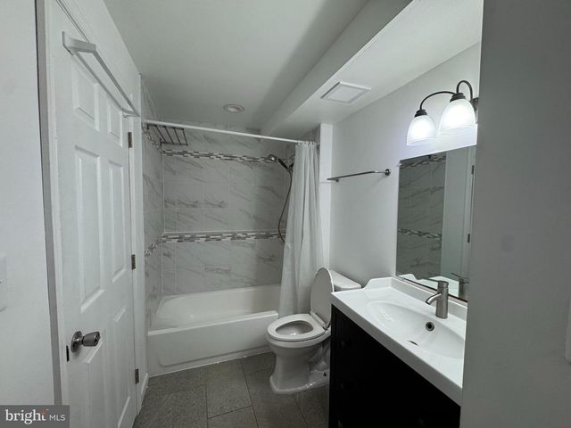 5077 MACNAMARA DR, Fredericksburg, VA 22407