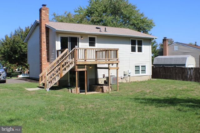 5077 MACNAMARA DR, Fredericksburg, VA 22407