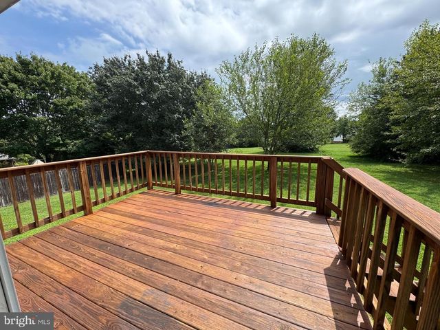 5077 MACNAMARA DR, Fredericksburg, VA 22407