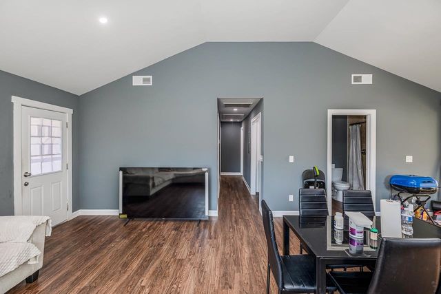 5209 215 Highway, Pauline, SC 29374