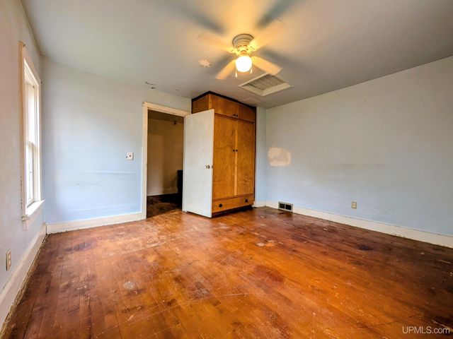 524 Baltic Avenue, Caspian, MI 49915