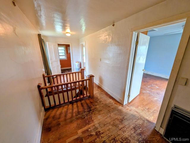 524 Baltic Avenue, Caspian, MI 49915