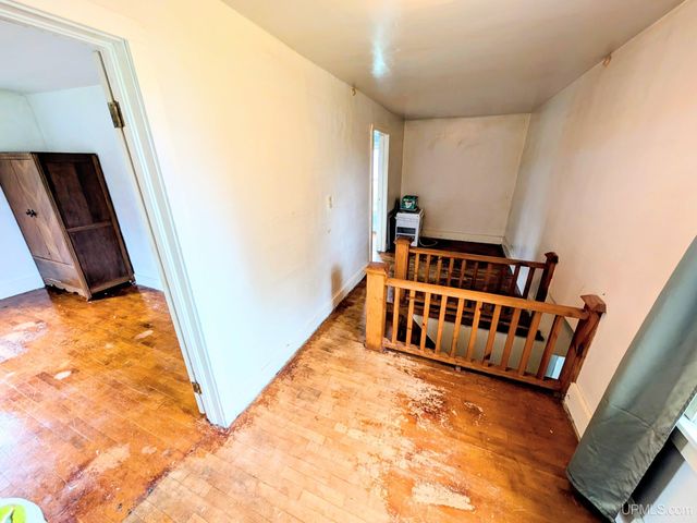 524 Baltic Avenue, Caspian, MI 49915