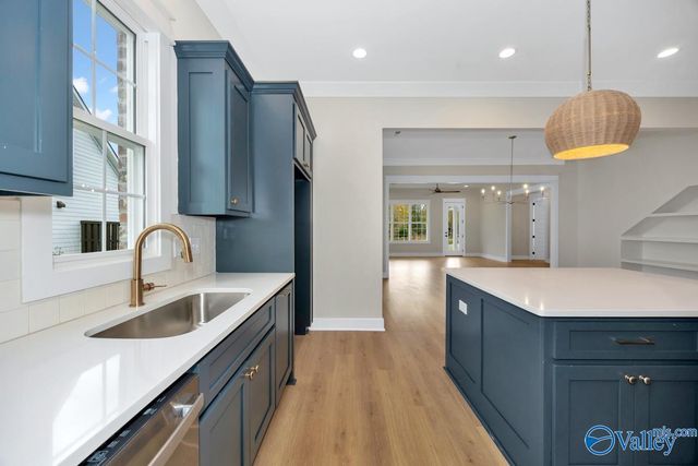 68 Taylors Brook Way, Gurley, AL 35748