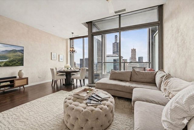 65 E Monroe Street 4317, Chicago, IL 60603