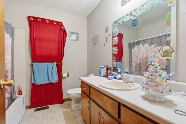 105 Gayla Ct, Portland, TN 37148