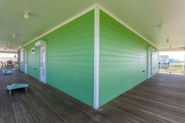 455 Atkinson, Crystal Beach, TX 77650