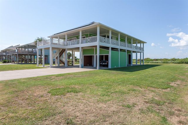455 Atkinson, Crystal Beach, TX 77650