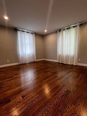 181 Christina St 1, Newton, MA 02461