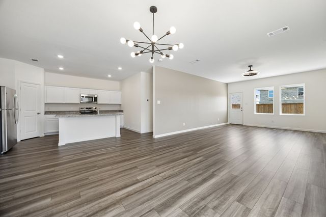 14200 Donahue Street, Pilot Point, TX 76258