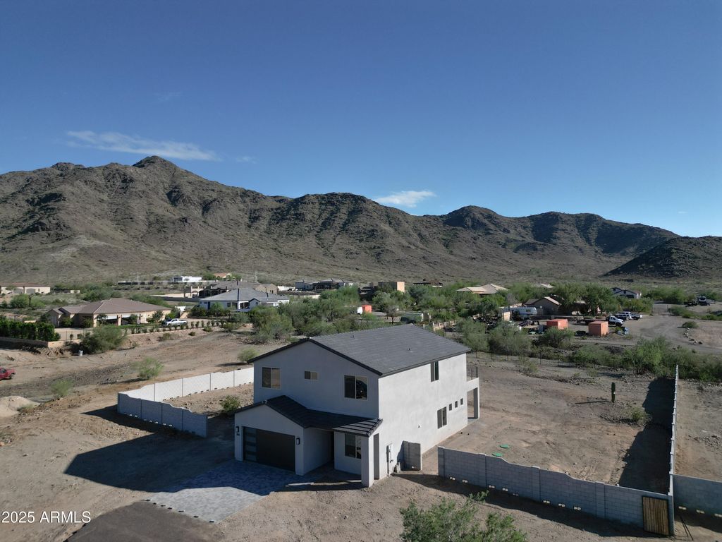 3835 W FOX Road, Laveen, AZ 85339