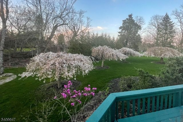 25 Golf View Dr, Franklin Twp., NJ 08540