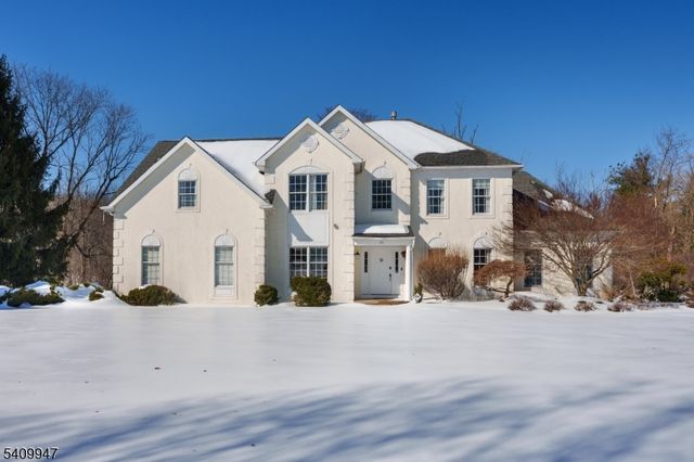 25 Golf View Dr, Franklin Twp., NJ 08540