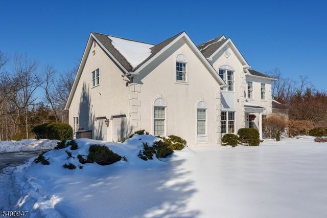 25 Golf View Dr, Franklin Twp., NJ 08540