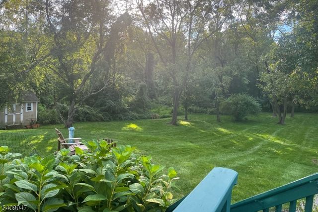 25 Golf View Dr, Franklin Twp., NJ 08540