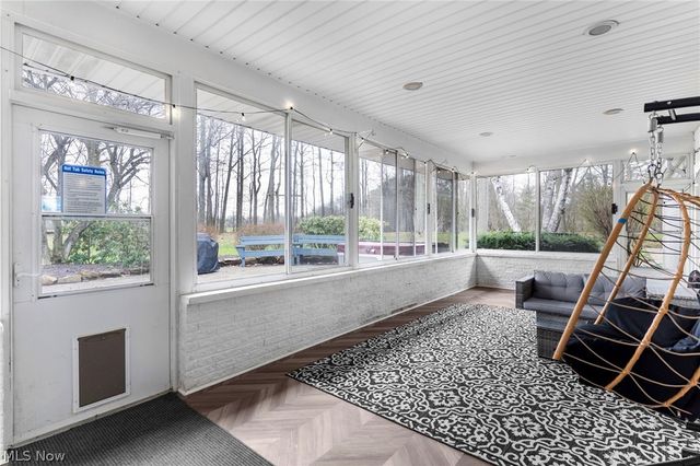 1969 Twin Oaks Drive, Girard, OH 44420