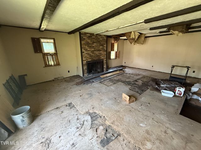 656 North Main Avenue, Erwin, TN 37650