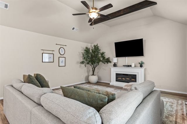 6807 S Indianwood Avenue W, Broken Arrow, OK 74011