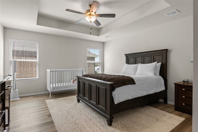 6807 S Indianwood Avenue W, Broken Arrow, OK 74011