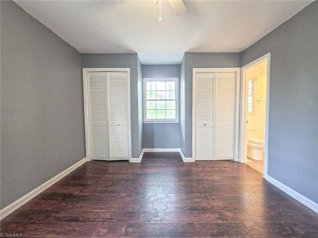 3 Woodlake Court, Greensboro, NC 27406