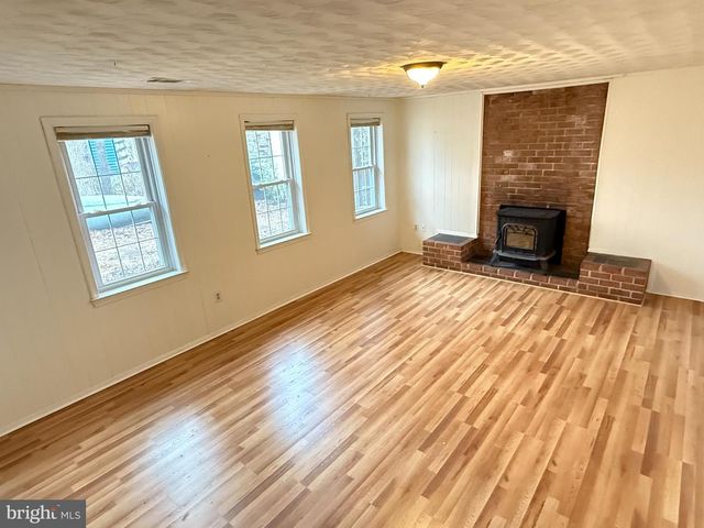 12003 SKIPJACK CT, Woodbridge, VA 22192