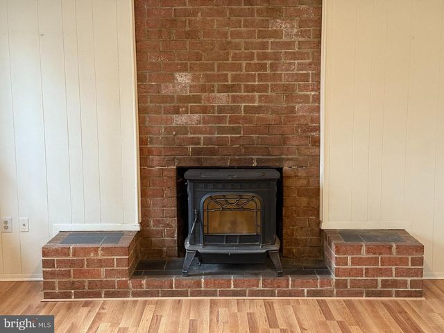 12003 SKIPJACK CT, Woodbridge, VA 22192