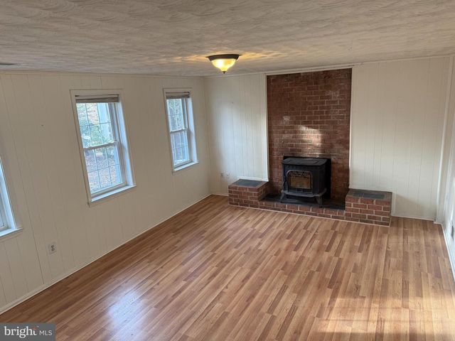 12003 SKIPJACK CT, Woodbridge, VA 22192