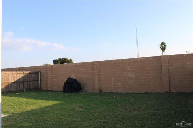 1318 E Sonador S Drive, Edinburg, TX 78542