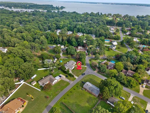 1715 Holly View DR, Gloucester Point, VA 23062