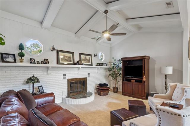 1715 Holly View DR, Gloucester Point, VA 23062