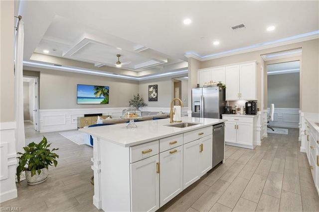 17120 Serengeti CIR, Alva, FL 33920