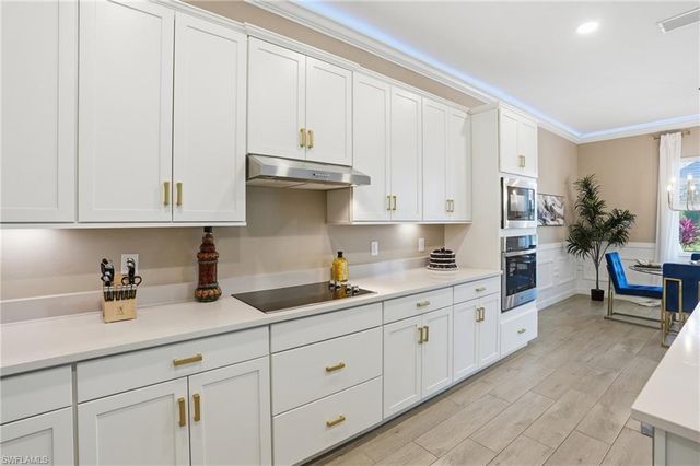 17120 Serengeti CIR, Alva, FL 33920