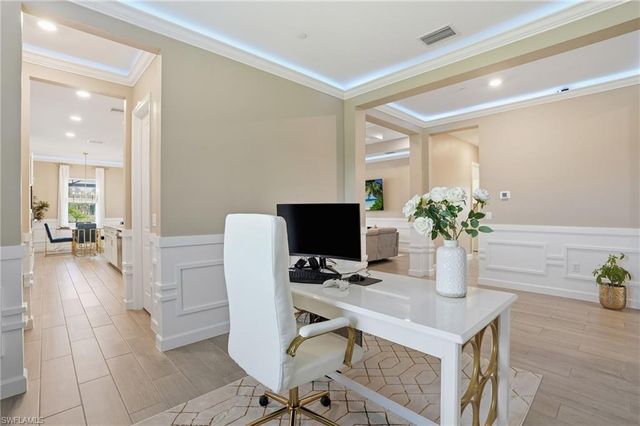 17120 Serengeti CIR, Alva, FL 33920