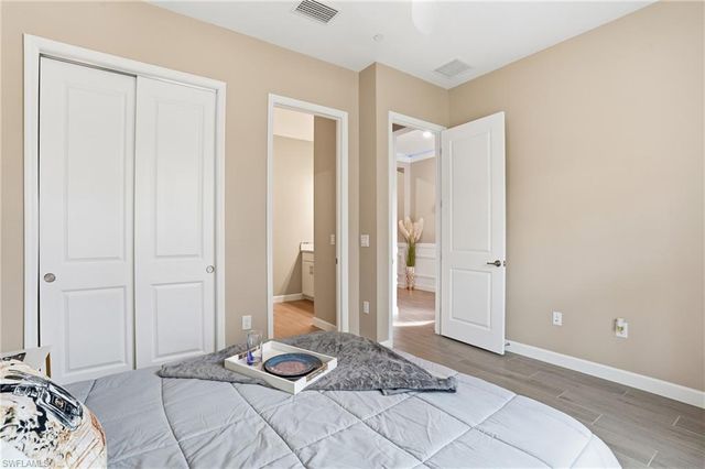 17120 Serengeti CIR, Alva, FL 33920