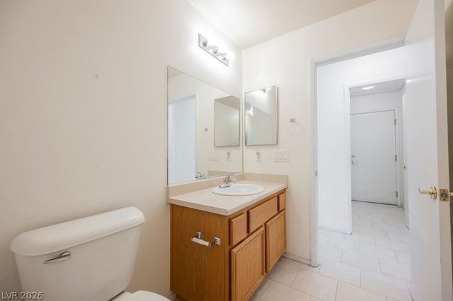 2332 Thornwood Castle Drive, Laughlin, NV 89029