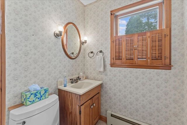 29 Drury Drive, Essex Junction, VT 05452
