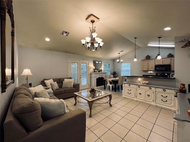 1602 Boren Boulevard, Seminole, OK 74868