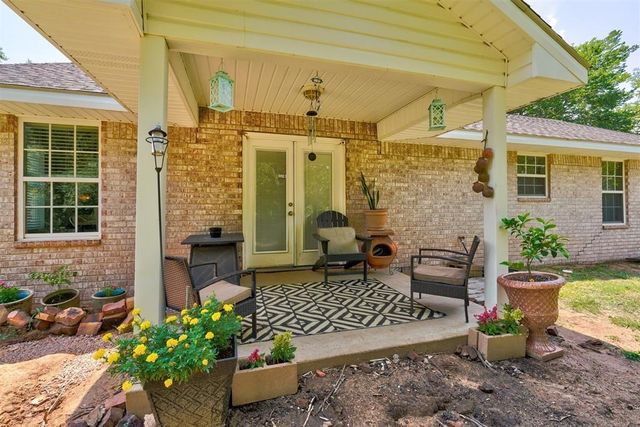 1602 Boren Boulevard, Seminole, OK 74868