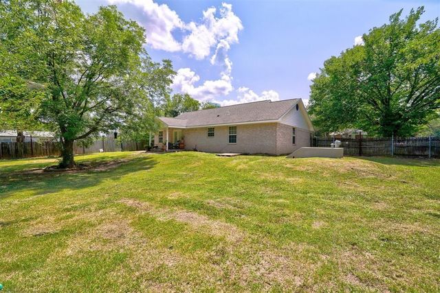 1602 Boren Boulevard, Seminole, OK 74868