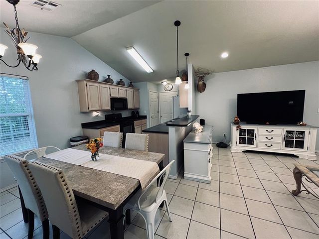 1602 Boren Boulevard, Seminole, OK 74868