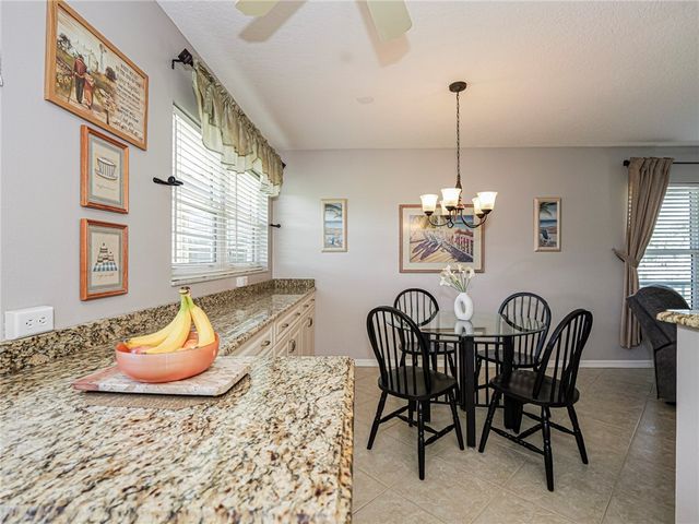 67 Royal Oak Drive 206, Vero Beach, FL 32962