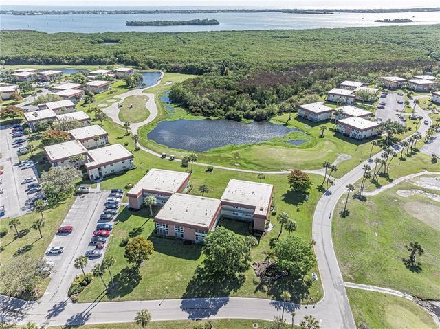 67 Royal Oak Drive 206, Vero Beach, FL 32962