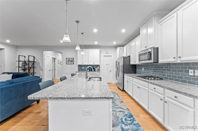 3619 Seaford Crossing Dr, Midlothian, VA 23113