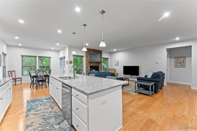 3619 Seaford Crossing Dr, Midlothian, VA 23113