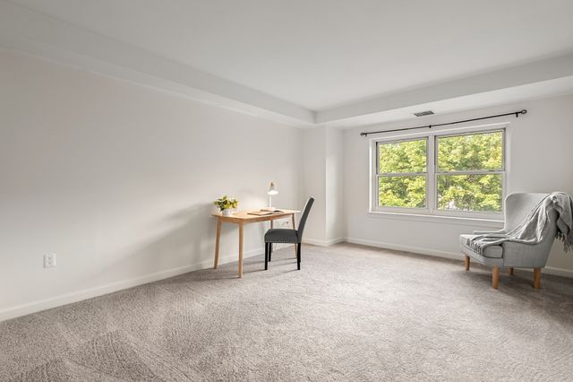 1 Watermill Pl 426, Arlington, MA 02476