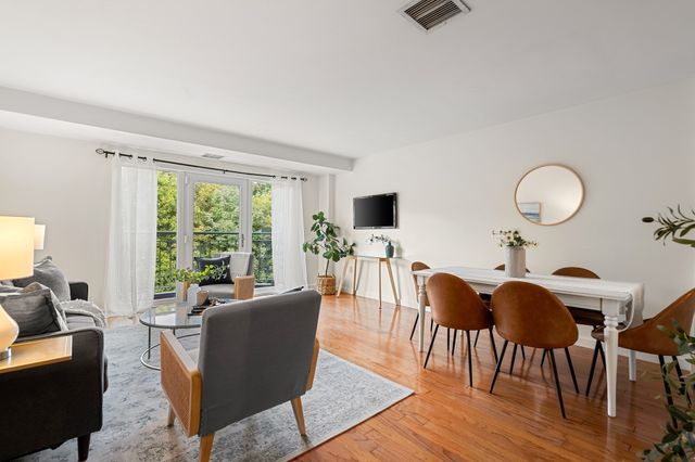 1 Watermill Pl 426, Arlington, MA 02476