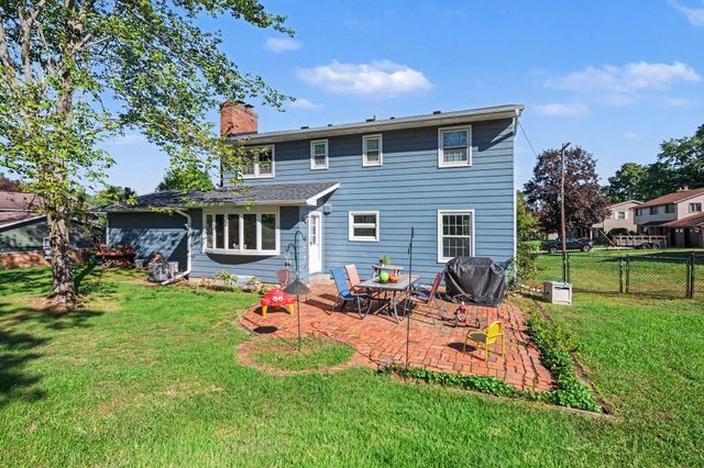1319 Royal Oak Avenue, Portage, MI 49024