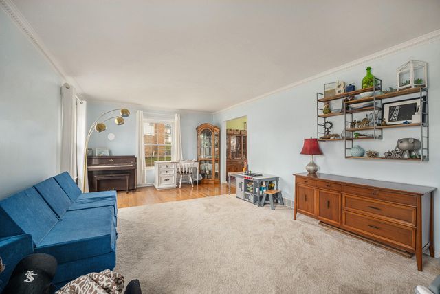 1319 Royal Oak Avenue, Portage, MI 49024