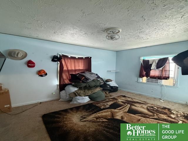 6225 Campbell Avenue, Omaha, NE 68107
