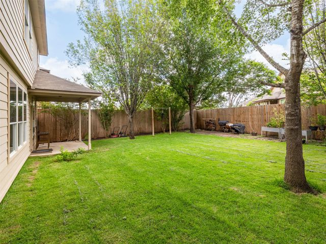 289 Serene Hollow LN, Buda, TX 78610